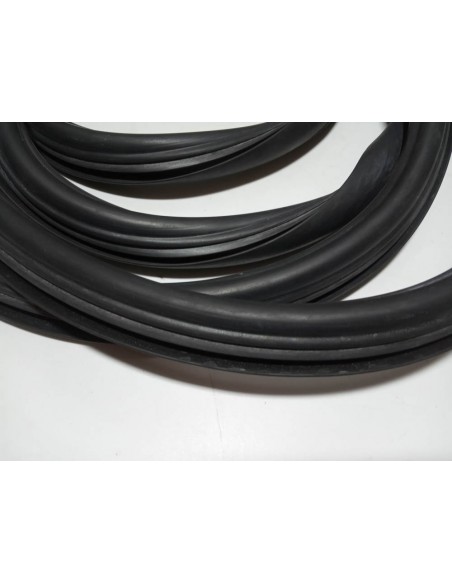 GOMA LUNA PARABRISAS SEAT 124 Y 1430