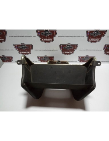 MUEBLE DE RADIO SEAT 124 Y 1430