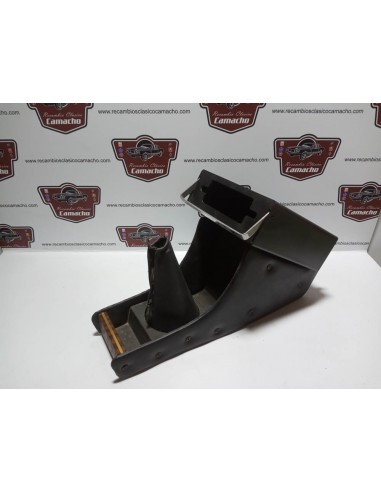 MUEBLE DE RADIO RENAULT 12