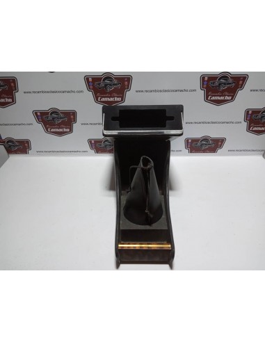 MUEBLE DE RADIO RENAULT 12