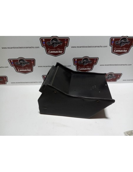 MUEBLE DE RADIO RENAULT 6