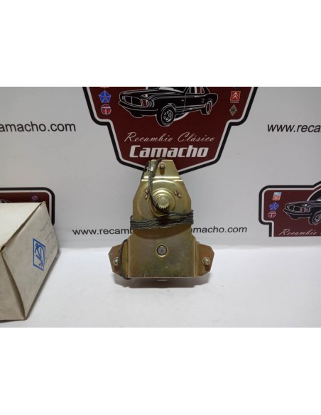 ELEVALUNAS TRASERO SEAT 132