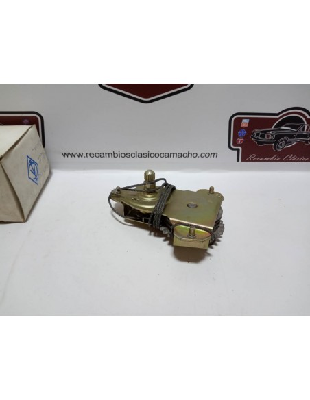 ELEVALUNAS TRASERO SEAT 132