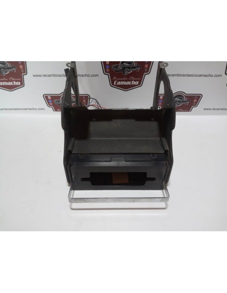 MUEBLE DE RADIO SEAT 127 CASETTE EXTRAIBLE