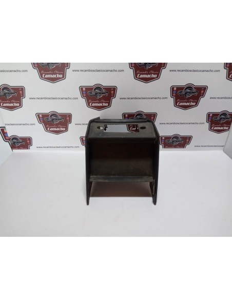 MUEBLE DE RADIO SIMCA 1200