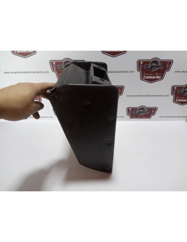 MUEBLE DE RADIO RENAULT 4,5,6,7 ???? (ALTO 34 cms ANCHO 24 cms)