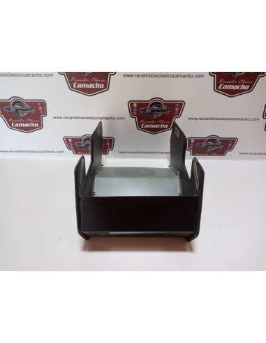 MUEBLE DE RADIO RENAULT 4