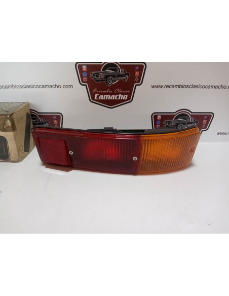 PILOTO TRASERO DERECHO BASE NEGRA SEAT 127 (GEMO)