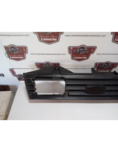 REJILLA DELANTERA FORD ESCORT MK3 PARA ANTINIEBLAS HELLA 2