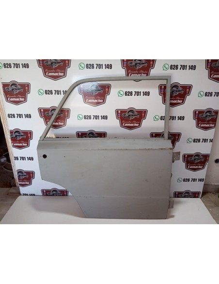 PUERTA TRASERA DERECHA SEAT 124 PRIMERA SERIE (REPARADA)