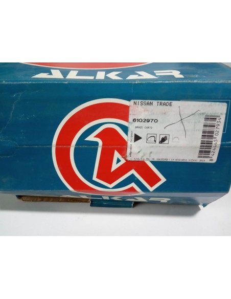 ESPEJO RETROVISOR DERECHO NISSAN TRADE (A PARTIR DEL 93)