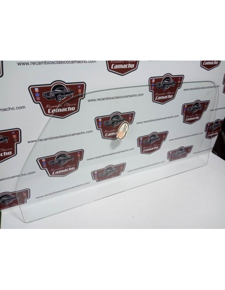 CRISTAL DE PUERTA DERECHA SEAT 600 N Y D (AMBOS LADOS)