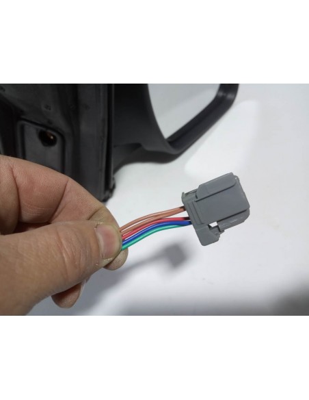 ESPEJO RETROVISOR DERECHO FORD FOCUS (A PARTIR 2004)