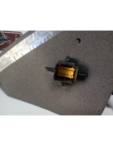 ESPEJO RETROVISOR DERECHO RENAULT MEGANE SCENIC (A PARTIR DE 2003)