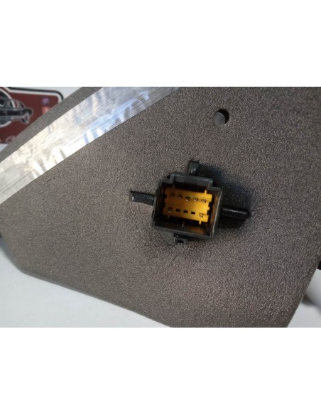 ESPEJO RETROVISOR DERECHO RENAULT MEGANE SCENIC (A PARTIR DE 2003)