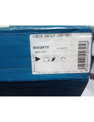 ESPEJO RETROVISOR DERECHO IVECO DAILY (DEL 90 AL 96)