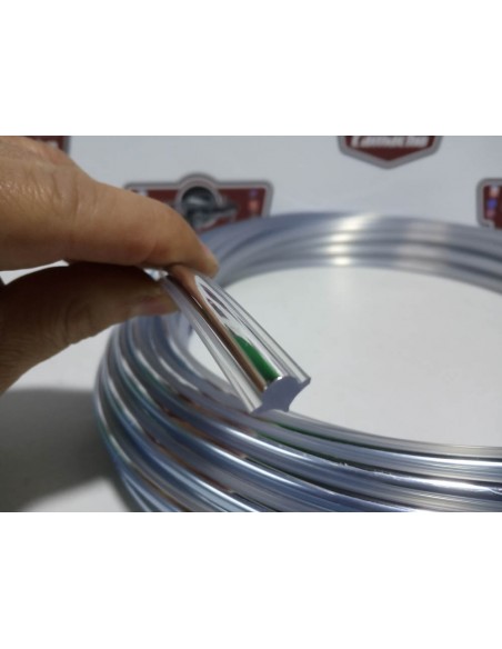 JUNQUILLO CROMADO CONTORNO LUNA RENAULT 4,8 Y SIMCA 1000 Y 1200 (VENDIDO POR METROS)