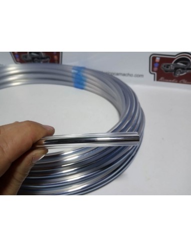 JUNQUILLO CROMADO CONTORNO LUNA RENAULT 4,8 Y SIMCA 1000 Y 1200 (VENDIDO POR METROS)