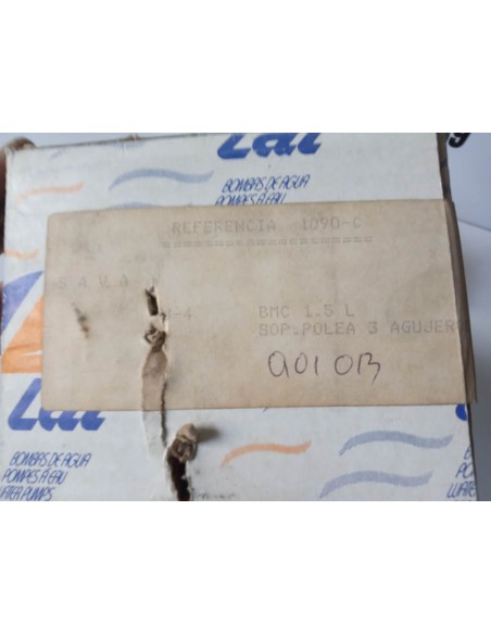 BOMBA DE AGUA SAVA J4  MOTOR 1.5 POLEA 3 AGUJEROS