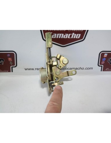 CERRADURA PUERTA DELANTERA DERECHA SEAT 850 (PALANCA CORTA)