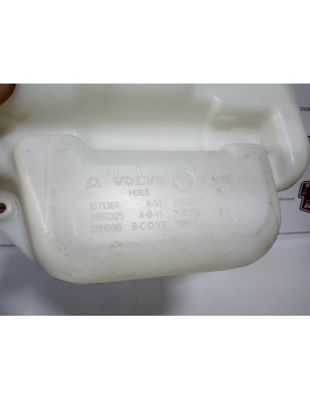 BOTELLA DEPOSITO AGUA LIMPIAPARABRISAS CAMION VOLVO FL4,FL6,ETC