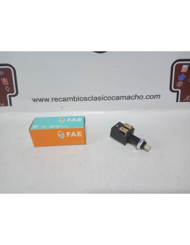 INTERRUPTOR LUZ DE FRENO RENAULT 4,5,6,7,12,14,18,20 Y 30