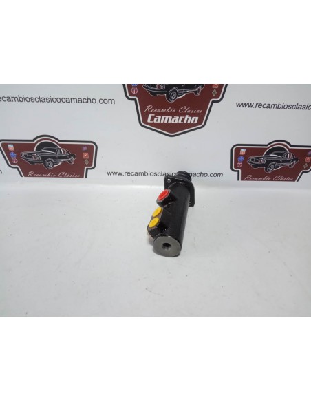 BOMBA DE FRENO RENAULT 8 Y 10 ANTIGUO DEL 62 AL 70 (VASTAGO LARGO)