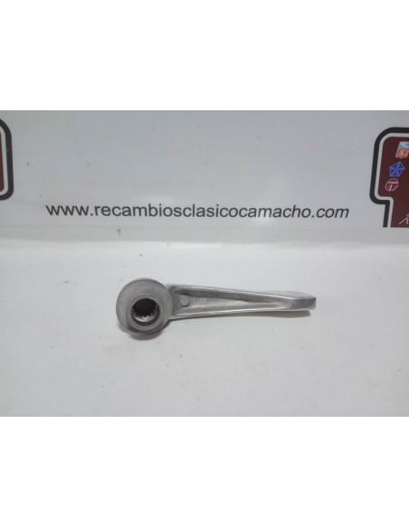 MANILLA INTERIOR APERTURA PUERTA SEAT 600 (ALUMINIO)