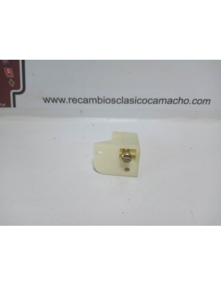 SOPORTE FARO DERECHO COCO RENAULT 5 Y 7 (GRAPA CERRADA)