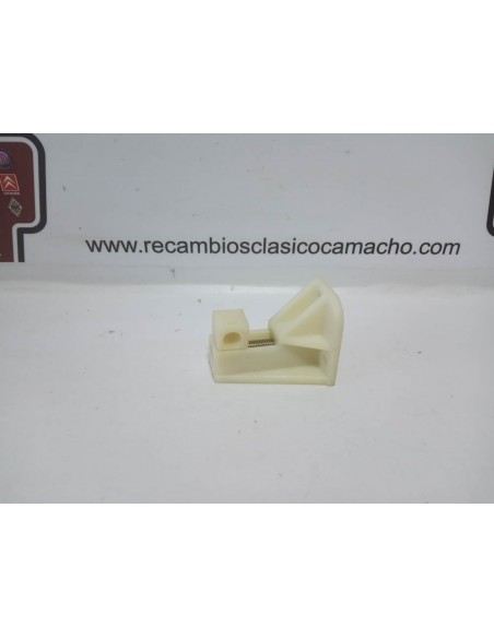 SOPORTE FARO DERECHO COCO RENAULT 5 Y 7 (GRAPA CERRADA)