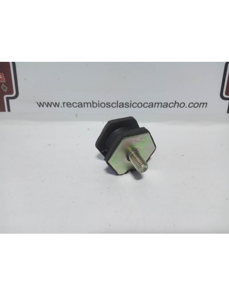 SOPORTE DE ESCAPE RENAULT 18