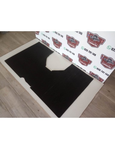 ALFOMBRILLA DE GOMA DELANTERA RENAULT 4 (RAYAS FINAS)