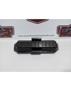 CAJA DE FUSIBLES SEAT 127 Y FURA (10 FUSIBLES Y 30 TERMINALES) 2