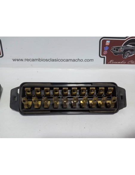 CAJA DE FUSIBLES SEAT 127 Y FURA (10 FUSIBLES Y 30 TERMINALES)