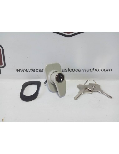 MANILLA PORTON TRASERO RENAULT 4 CLAN CON LLAVES