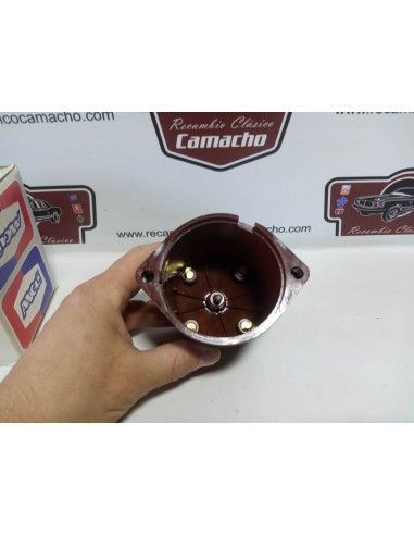 Tapa de delco Seat 124 , 131 y 132 motor 1.8 y 2.0