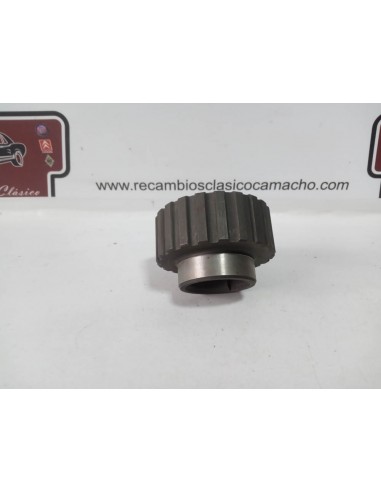 Piñón de cigueñal distribución Seat 124 , 1430, 131 y 132 (cuello largo)