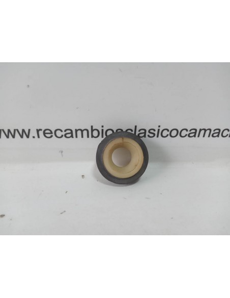 Casquillo guía inferior palanca de cambios Renault 4 antiguo