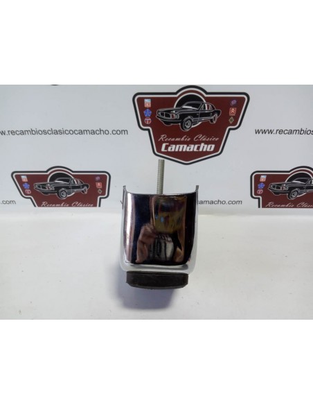 Mascota de paragolpes con goma Seat 131