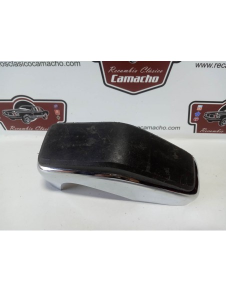 Mascota de paragolpes con goma Seat 131