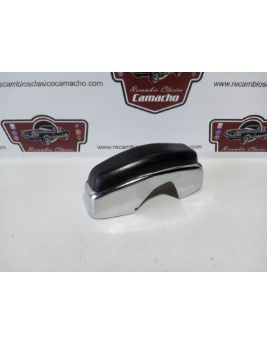 Mascota de paragolpes Simca 1200