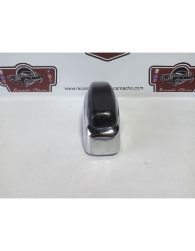 Mascota de paragolpes Simca 1200