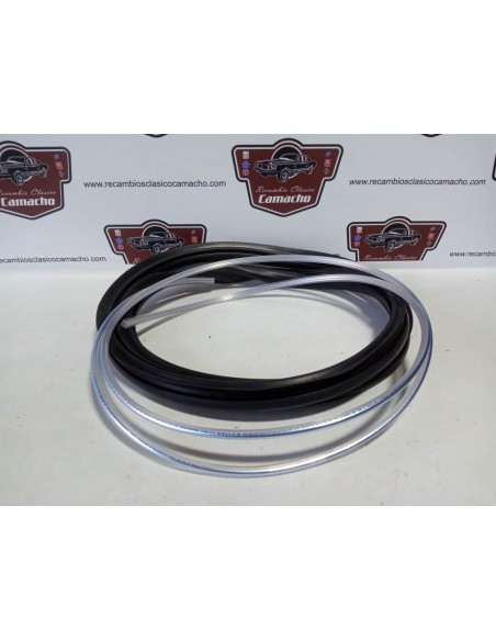 Goma luneta trasera Renault 4 con junquillo cromado incluido