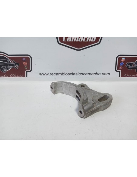 Soporte dinamo Seat 850