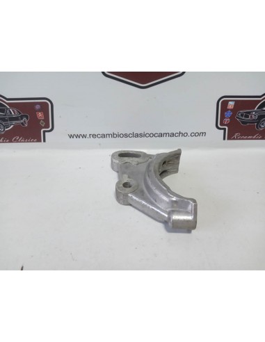 Soporte dinamo Seat 850