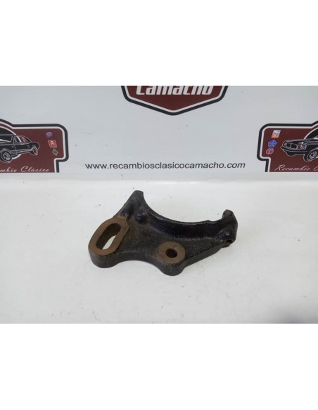 Soporte dinamo Seat 600 (hierro)