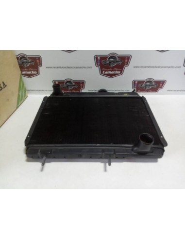 Radiador refrigeración de motor Renault 6 primera serie