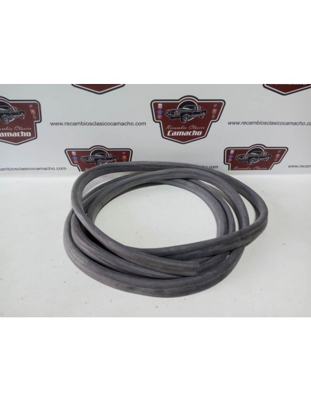 Goma contorno de maletero Seat 124 y 1430 ( 4 metros )