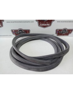 Goma contorno de maletero Seat 124 y 1430 ( 4 metros ) 2