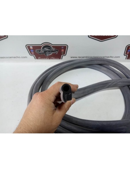 Goma contorno de maletero Seat 124 y 1430 ( 4 metros )